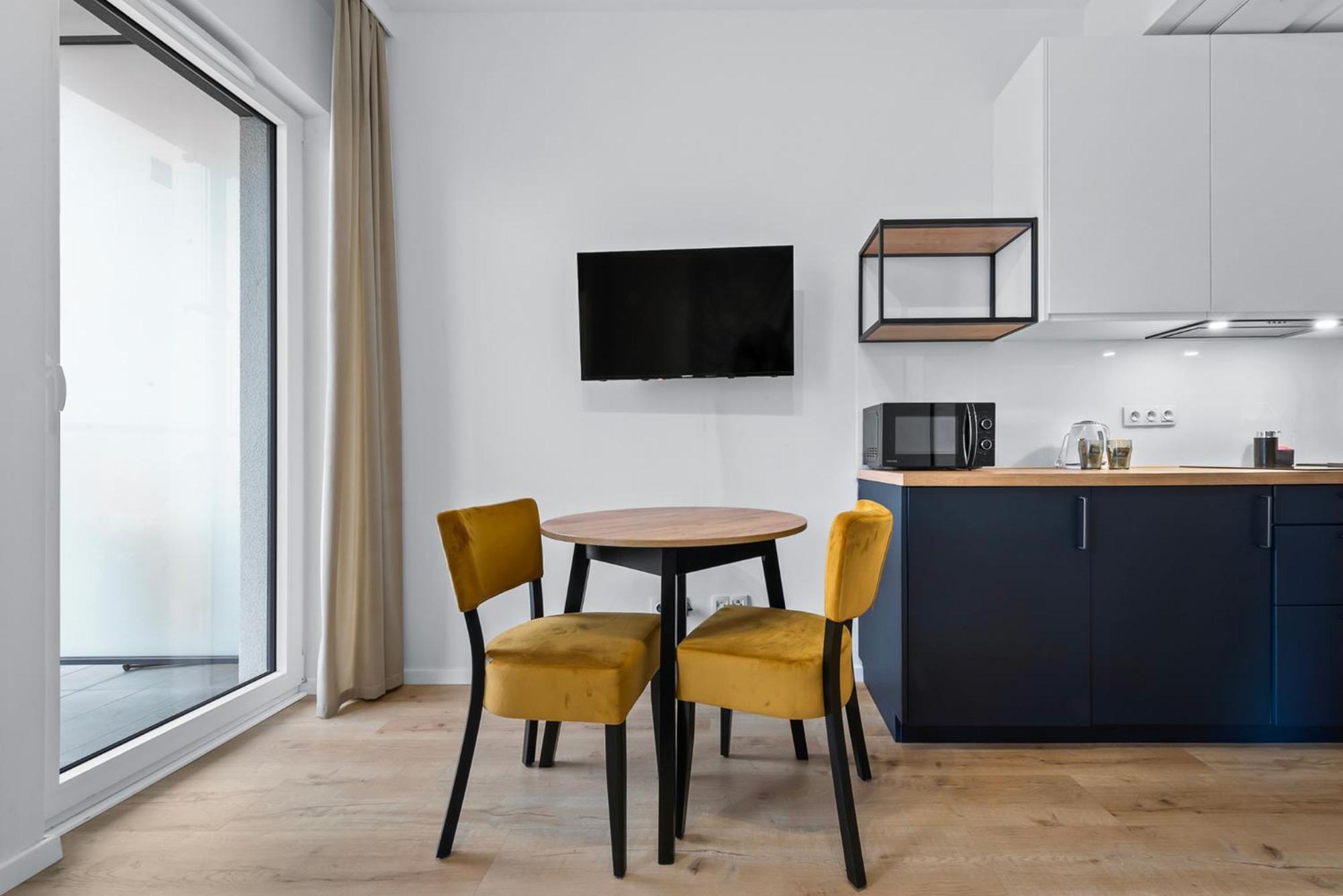 Rentplanet - Apartamenty Kasprzaka Varšava Exteriér fotografie