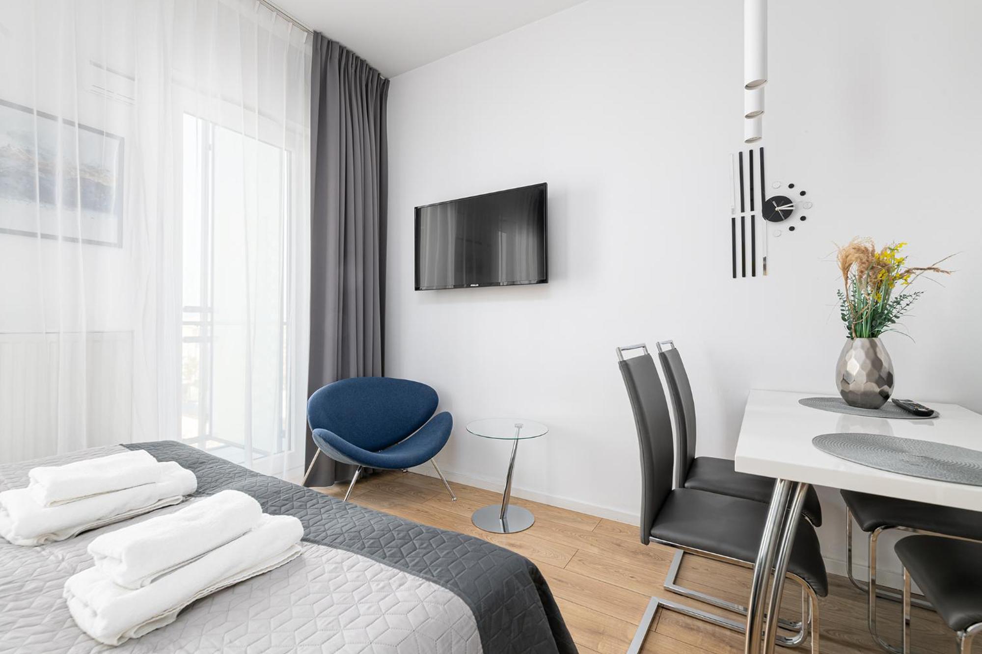 Rentplanet - Apartamenty Kasprzaka Varšava Exteriér fotografie